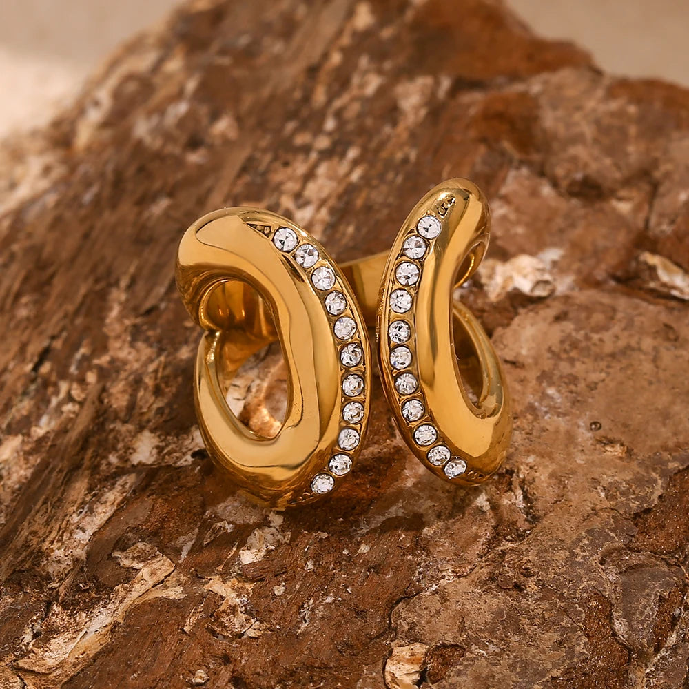 Major Flare Eternal Shine 18K Gold Plated Ring - Classic Style Ring Major Flare Eternal Shine 18K Gold Plated Ring - Classic Style Ring